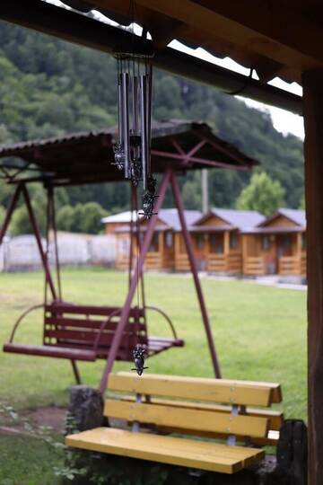 Фотографии Виллы Tarcau Poiana Soarelui - Cabanute - Camping г. Tarcău (Румыния) №1 Фото Виллы Tarcau Poiana Soarelui - Cabanute - Camping г. Tarcău 1