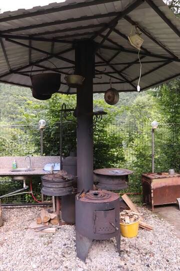 Фото номера Вилла с 1 спальней Виллы Tarcau Poiana Soarelui - Cabanute - Camping г. Tarcău 14