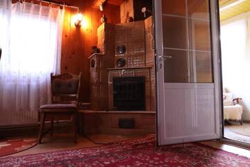 Фото номера Вилла с 1 спальней Виллы Tarcau Poiana Soarelui - Cabanute - Camping г. Tarcău 25